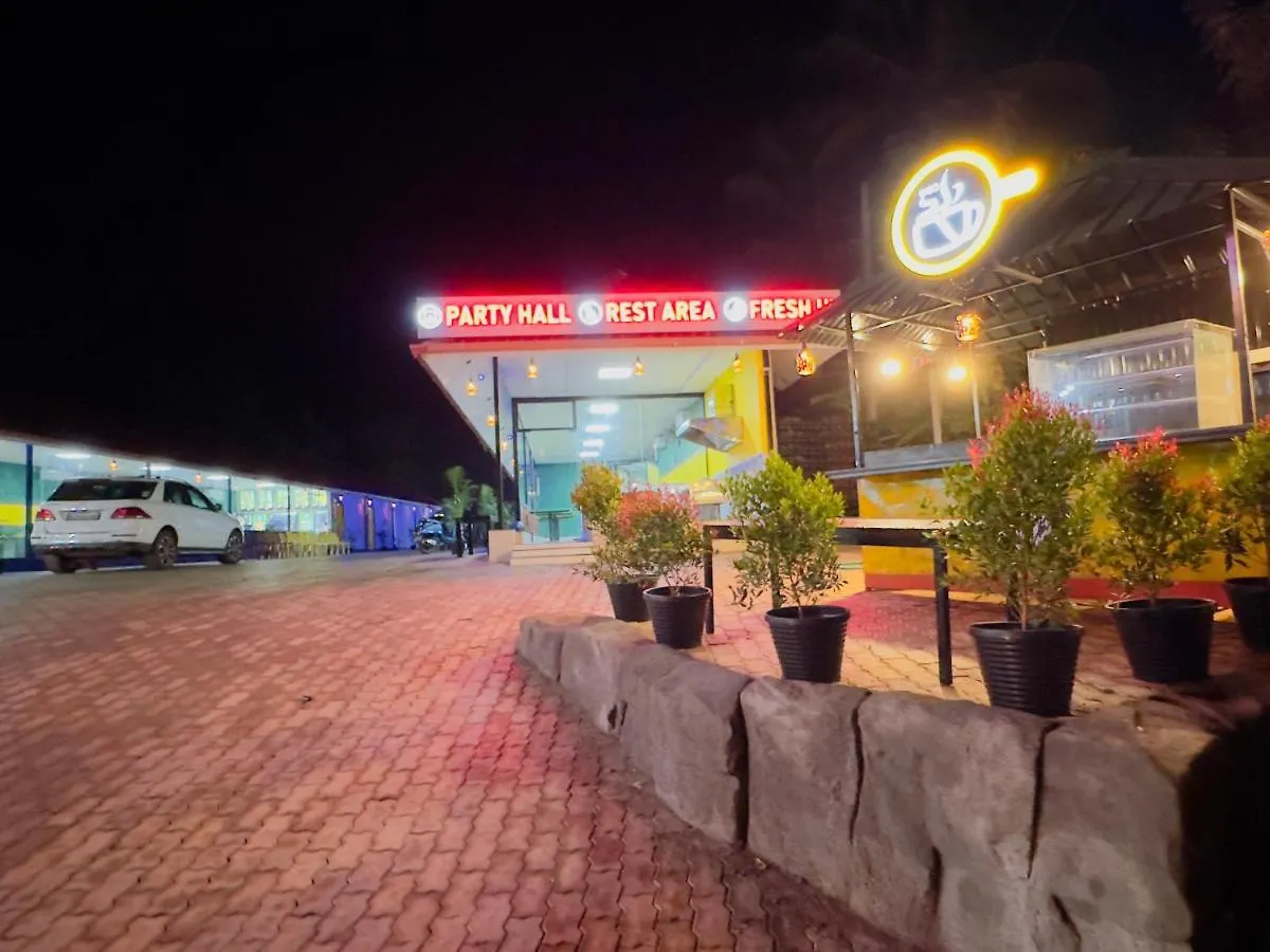 Tcs Rooms Ezhilode Payyanur Payyannur فندق
