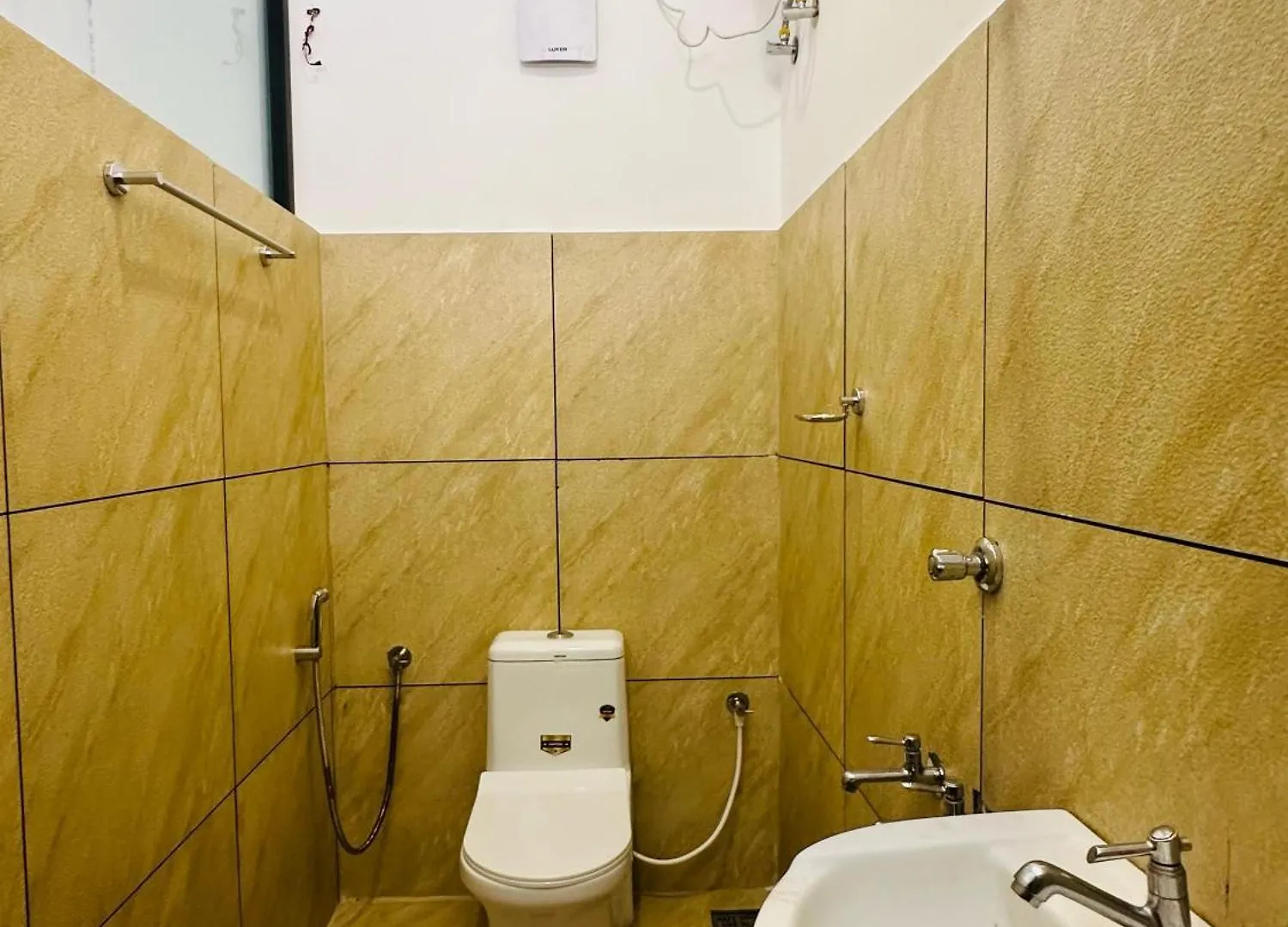 Tcs Rooms Ezhilode Payyanur Payyannur فندق