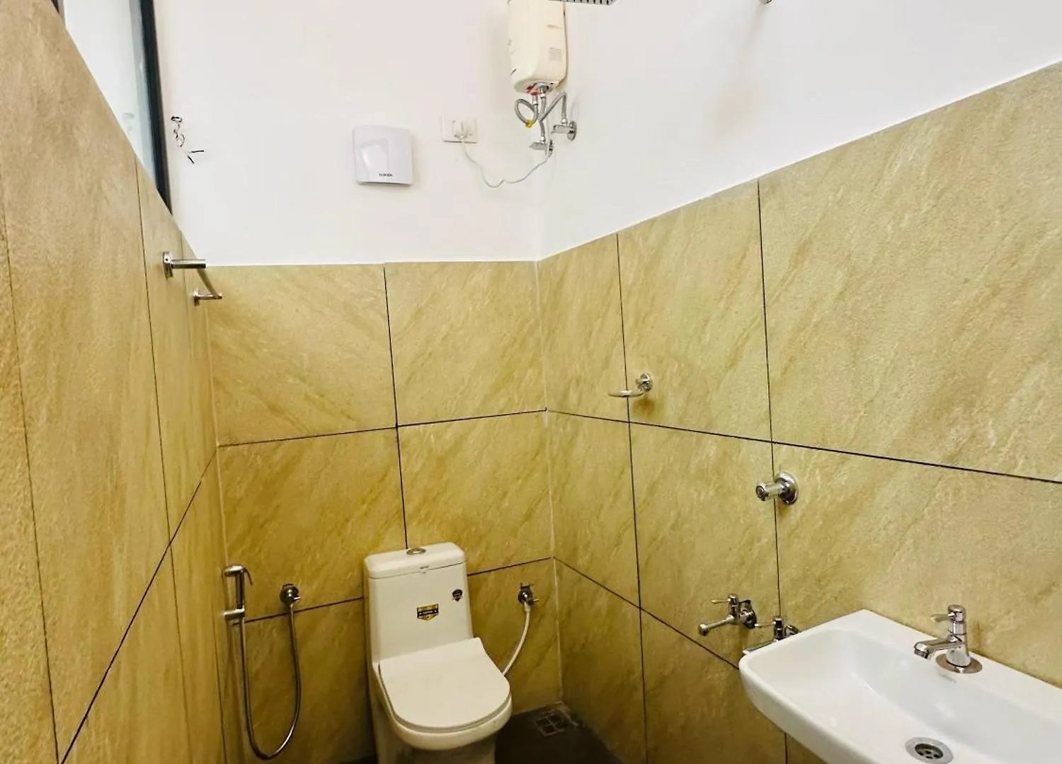 فندق Tcs Rooms Ezhilode Payyanur Payyannur الهند